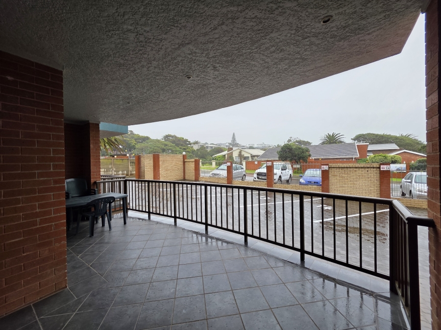 2 Bedroom Property for Sale in Ferreira Town Eastern Cape